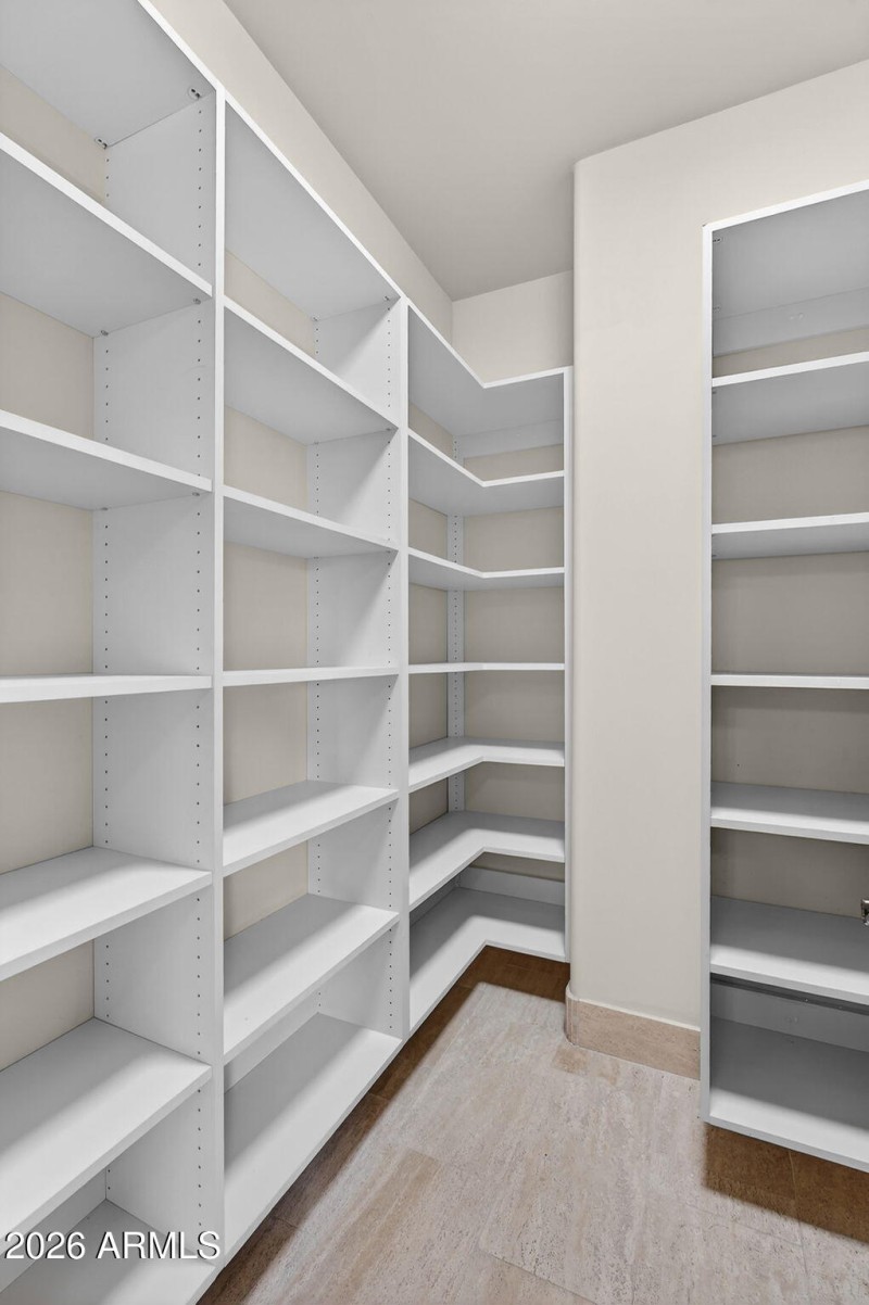 64-web-or-mls-04-W Harmony Pl (2)