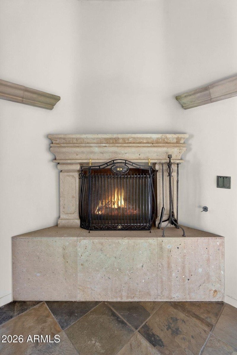 105-web-or-mls-33-W Harmony Pl (1)