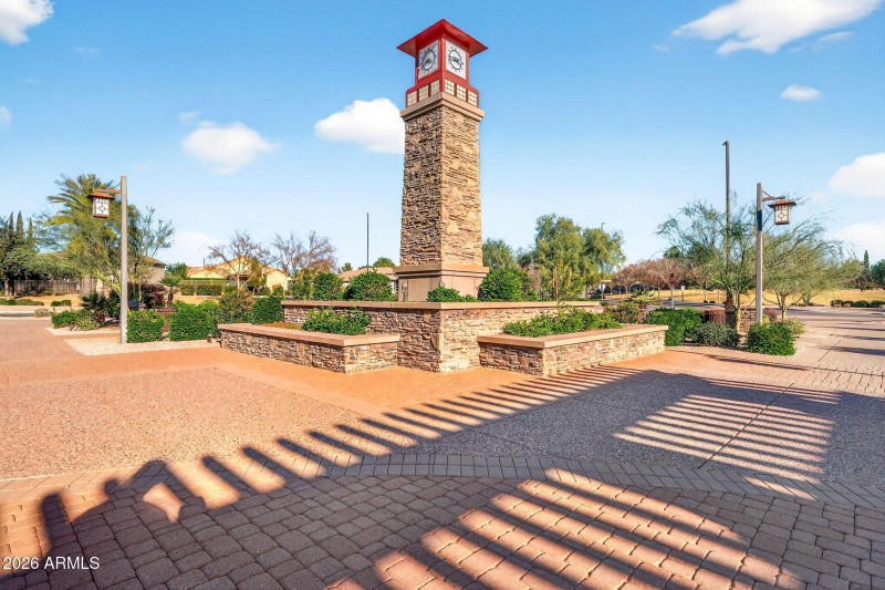 134-web-or-mls-44-W Harmony Pl (1)