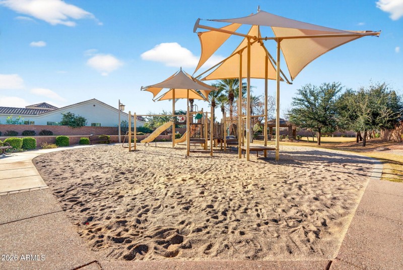 139-web-or-mls-38-W Harmony Pl (1)