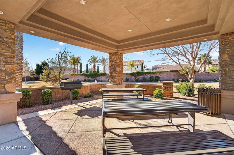 142-web-or-mls-40-W Harmony Pl (1)