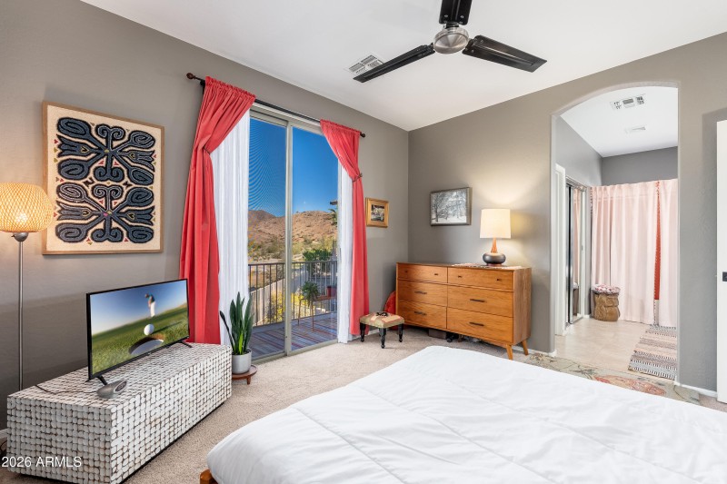 Mountain View Primary Suite