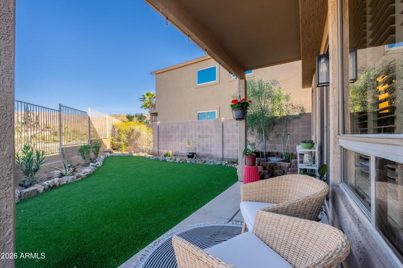 Private Desert View Backyard