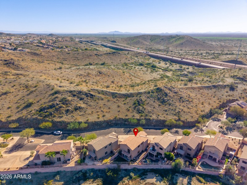 Desert Trail & Mountain Views