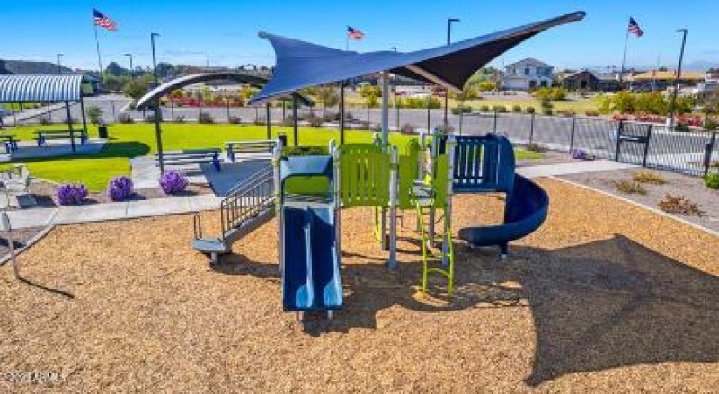 Parkside Villas Community