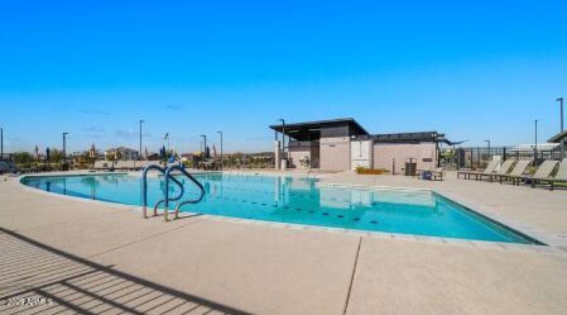 Parkside Villas Community