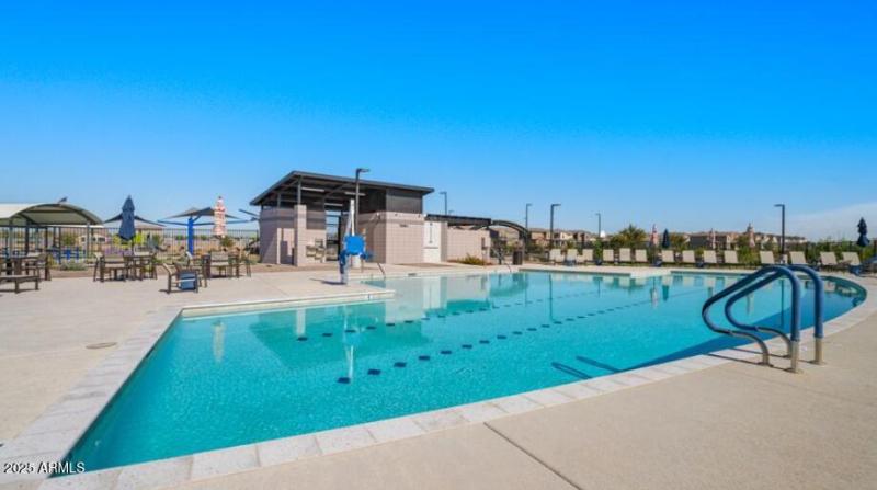 Parkside Villas Community