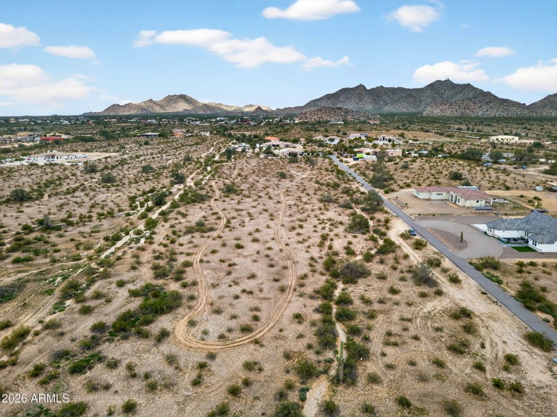 1-web-or-mls-1-web-or-mls-10-9950 Ginger