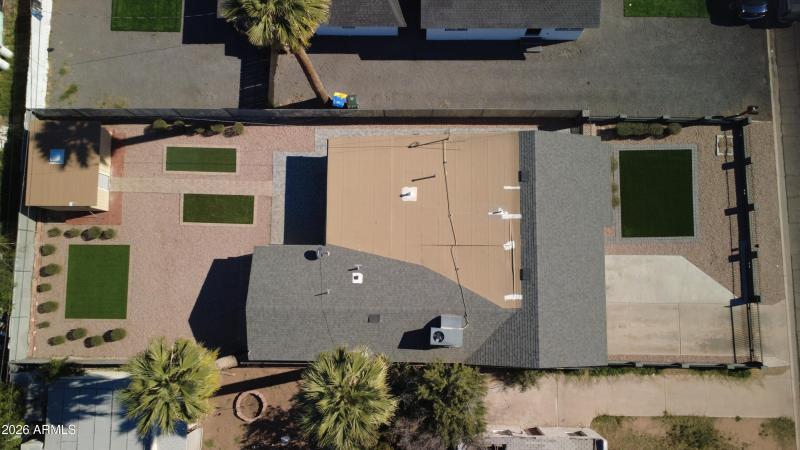 sting 2312 E HARVARD ST 19