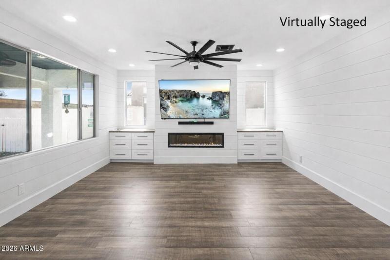 Family Room 1 Virtually Staged