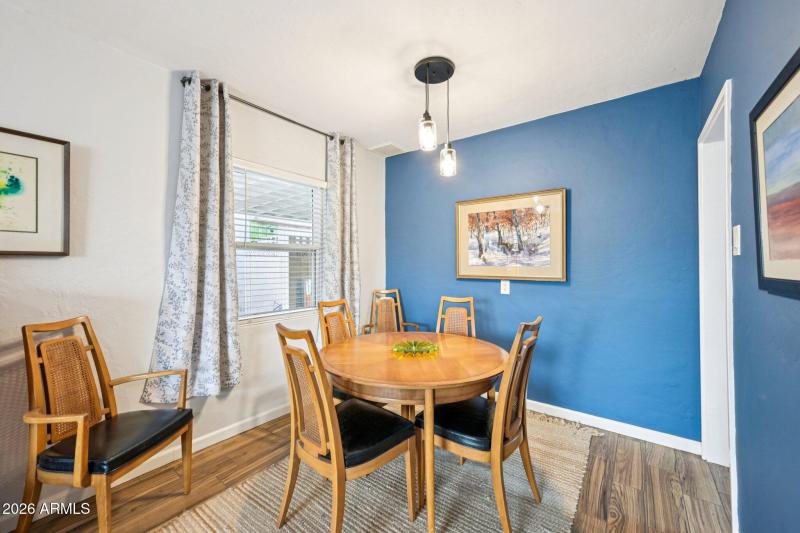 14-web-or-mls-W Clarendon Ave-S2901-014