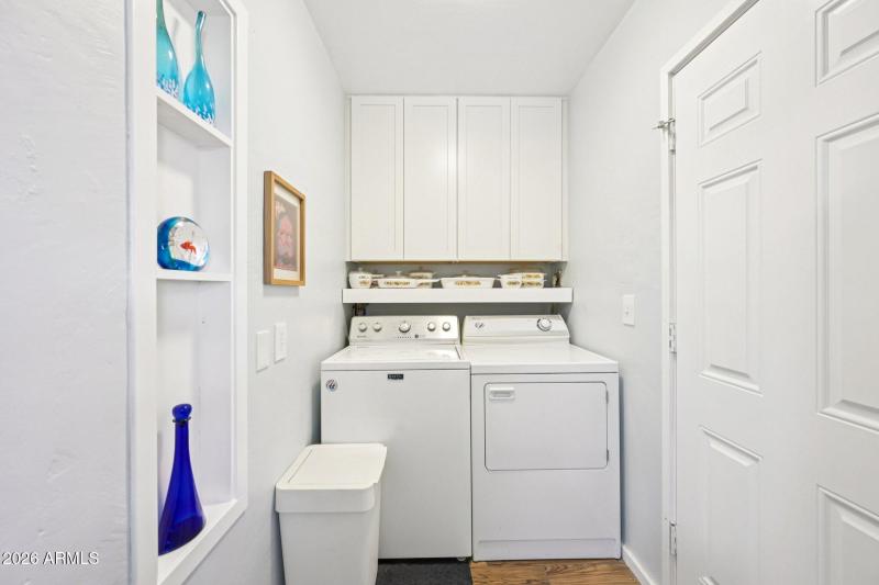 31-web-or-mls-W Clarendon Ave-S2901-031