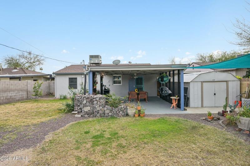 36-web-or-mls-W Clarendon Ave-S2901-036