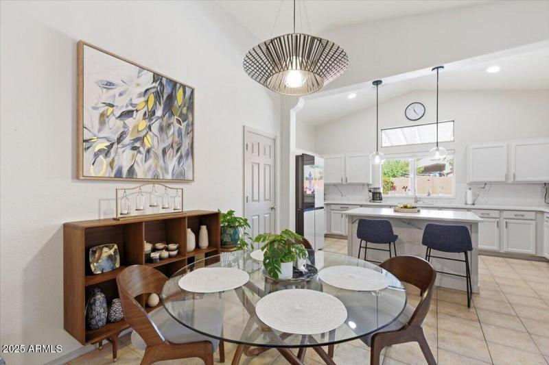 18-9316 E Monterey Ave