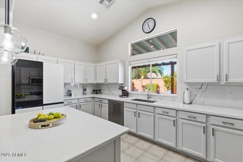 20-9316 E Monterey Ave