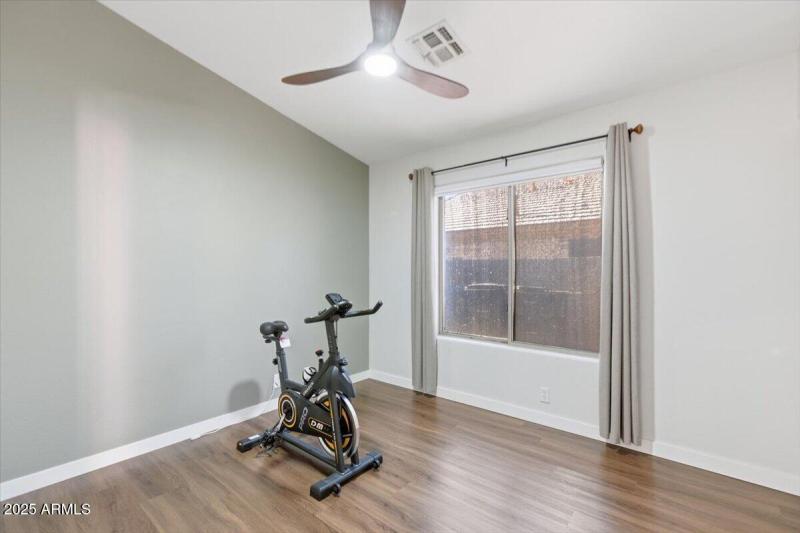 33-9316 E Monterey Ave