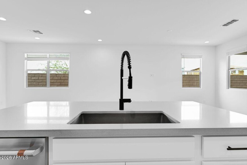 hj-az-phoenix-lucero-sandstone-lot-61-ki