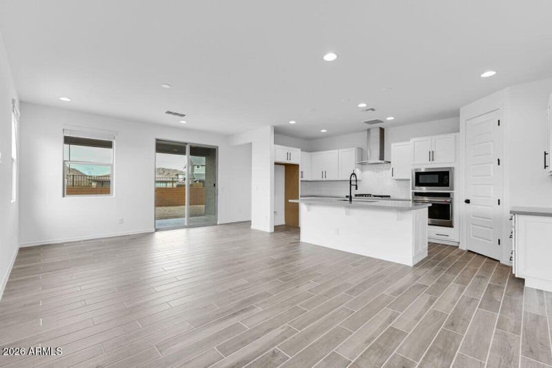 hj-az-phoenix-lucero-sandstone-lot-61-tv