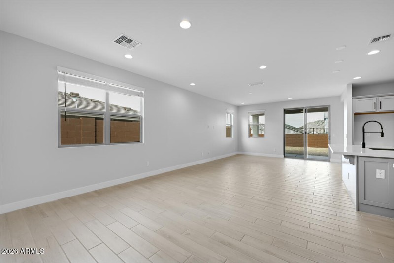 hj-az-phoenix-lucero-sandstone-lot-64-tv