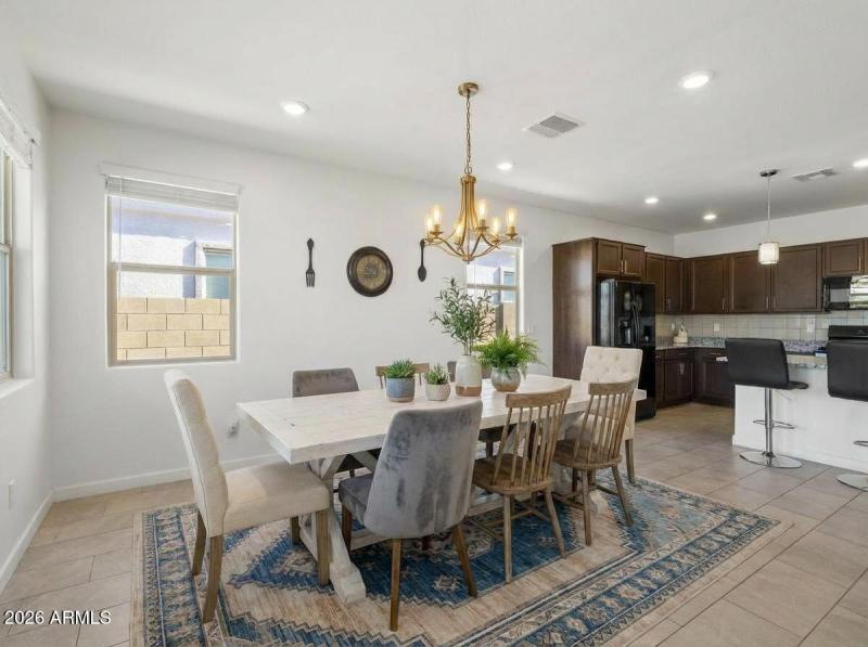 9-web-or-mls-Virtually Staged-1