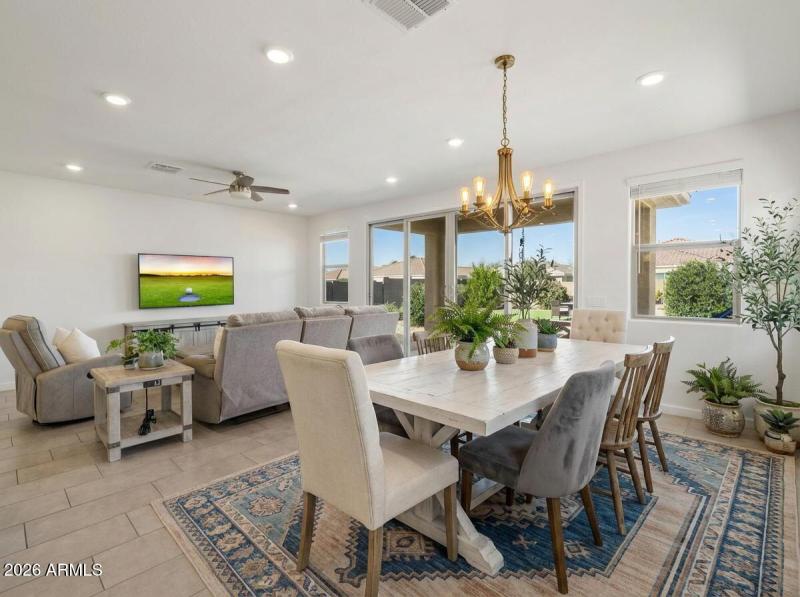 11-web-or-mls-Virtually Staged