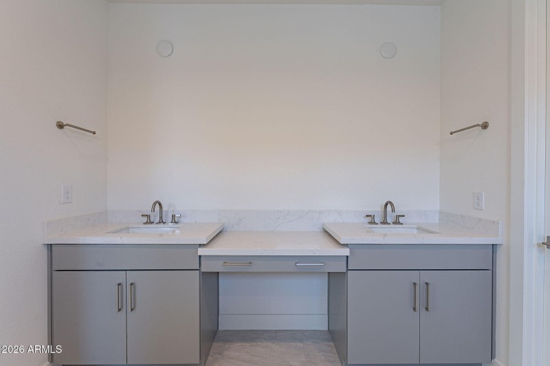 189-web-or-mls-Carlisle-22