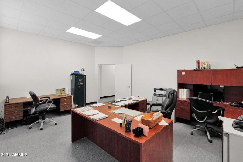 21-web-or-mls-P1460199