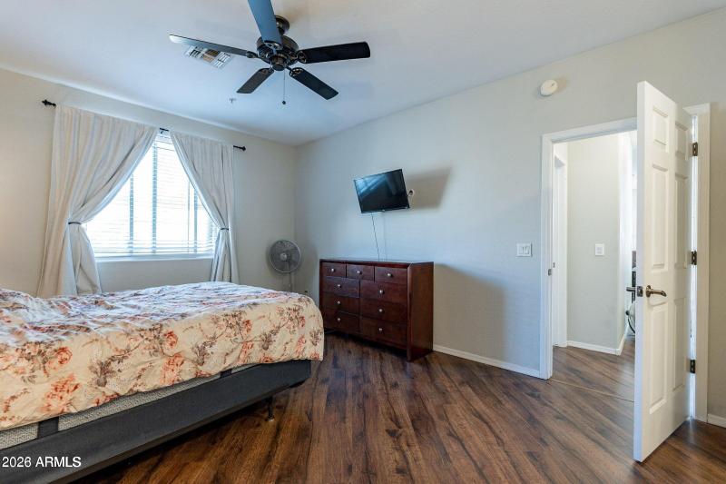 20230130184524120391000000-o