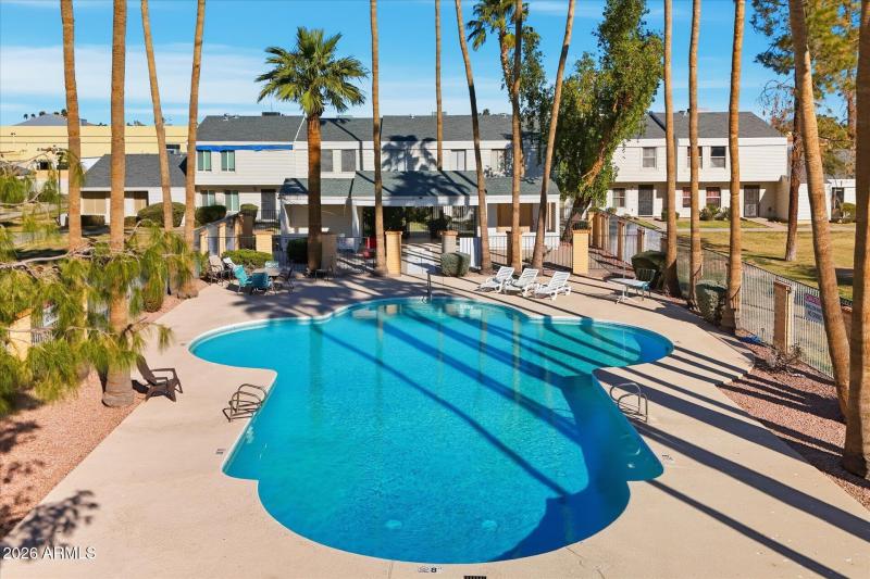 25-025-community-pool