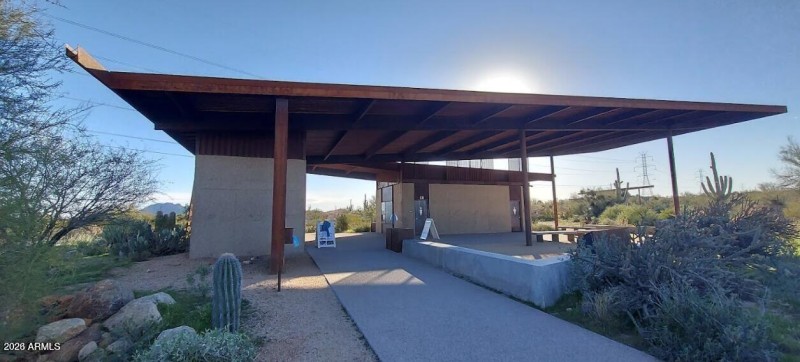 Granite Mt. trailhead