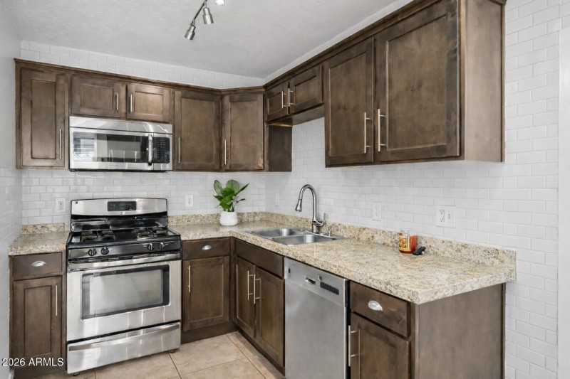 Virtually Enhanced - Backsplash