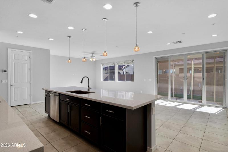 BE2C0F2C-131B-4222-B6ED-092A72D88DAC_1_2