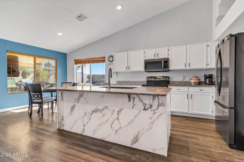 1863 S Spartan St-13