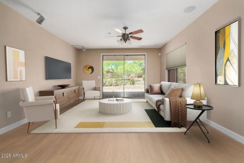 4-Family Room (Staged)