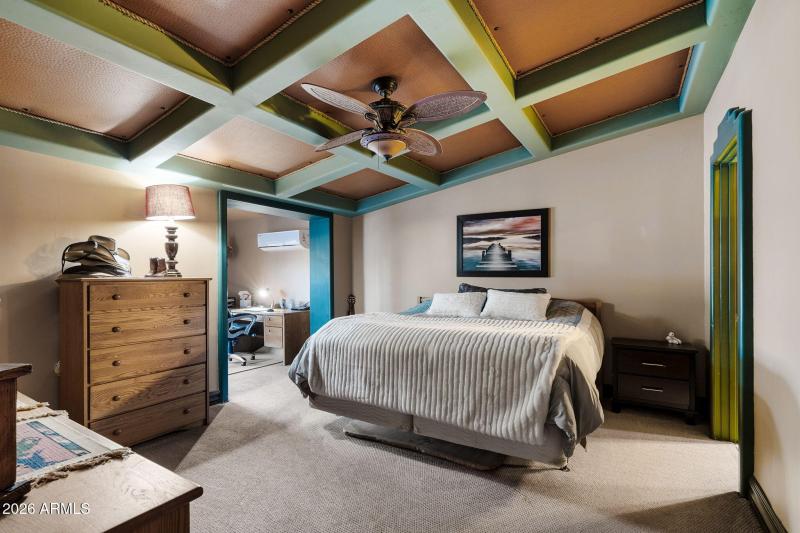 026__385 N Tomahawk Rd