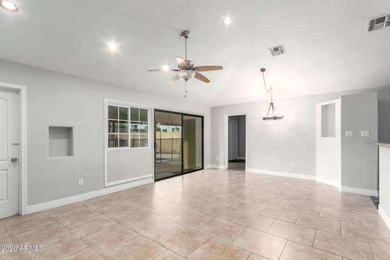 4637 E GRANADA RD, Phoenix, AZ 85008