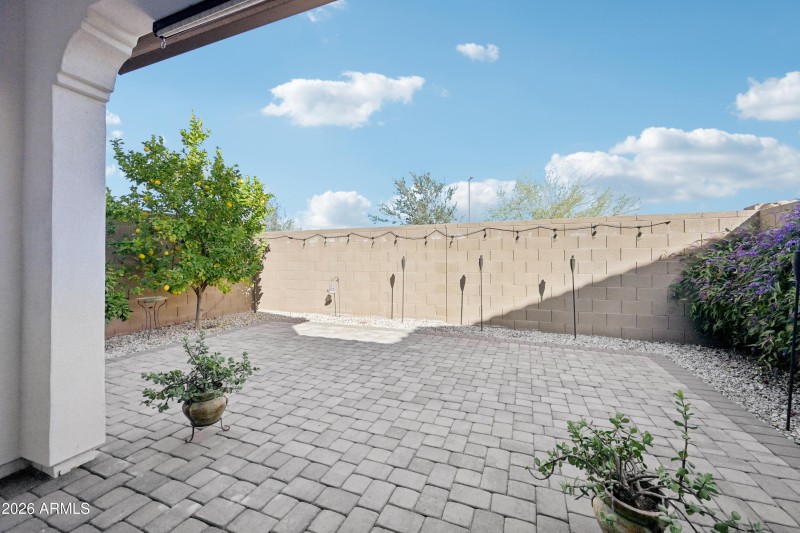 37-print-N 24th Dr-S3001-037