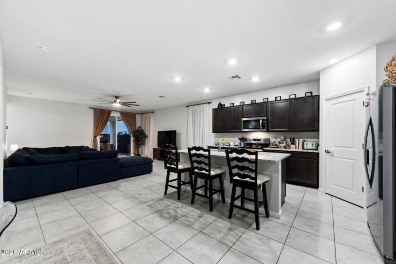 018__2487 E Boulder Ave