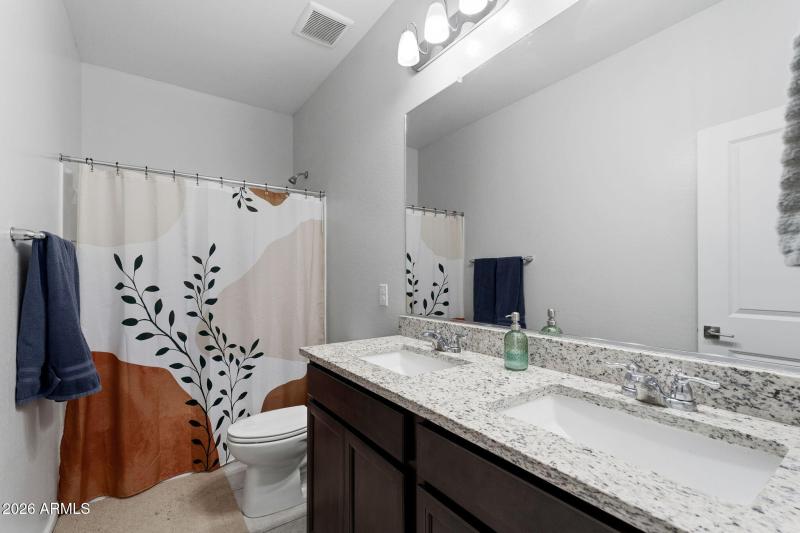 036__2487 E Boulder Ave