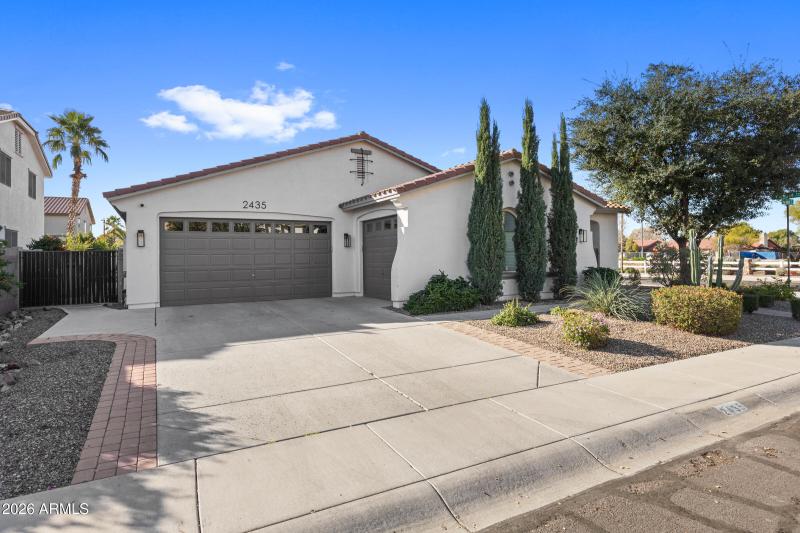2435 E Narrowleaf Dr-2