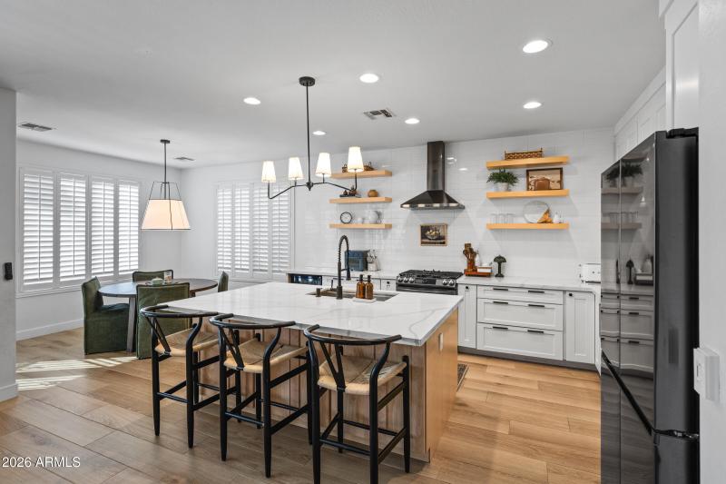 2435 E Narrowleaf Dr-17