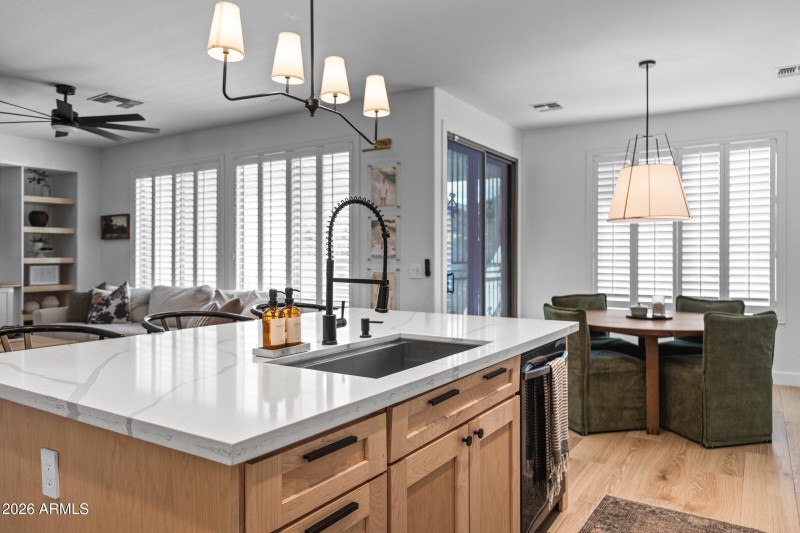 2435 E Narrowleaf Dr-20