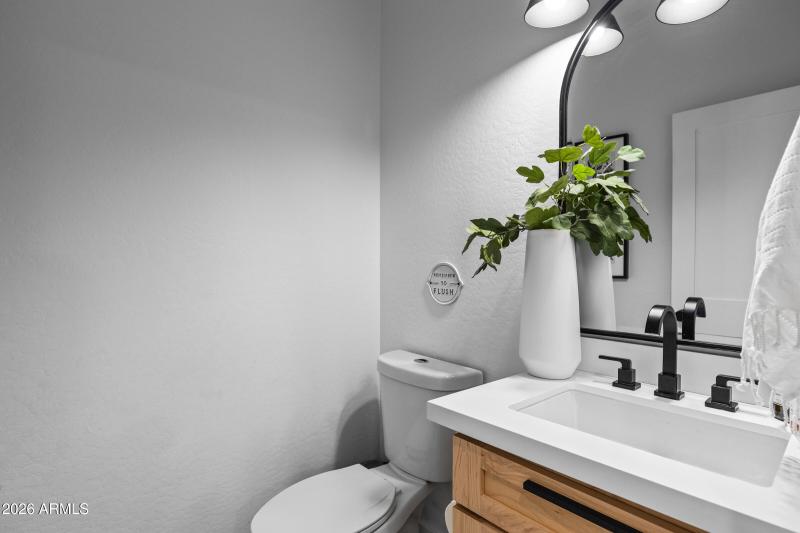 2435 E Narrowleaf Dr-30