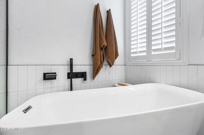 2435 E Narrowleaf Dr-39