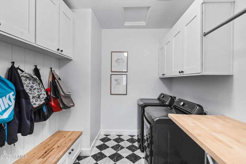 2435 E Narrowleaf Dr-41