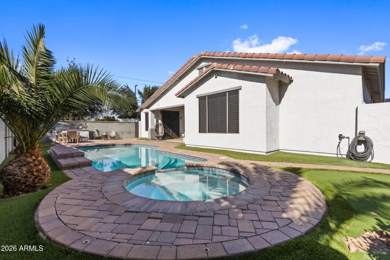 2435 E Narrowleaf Dr-45