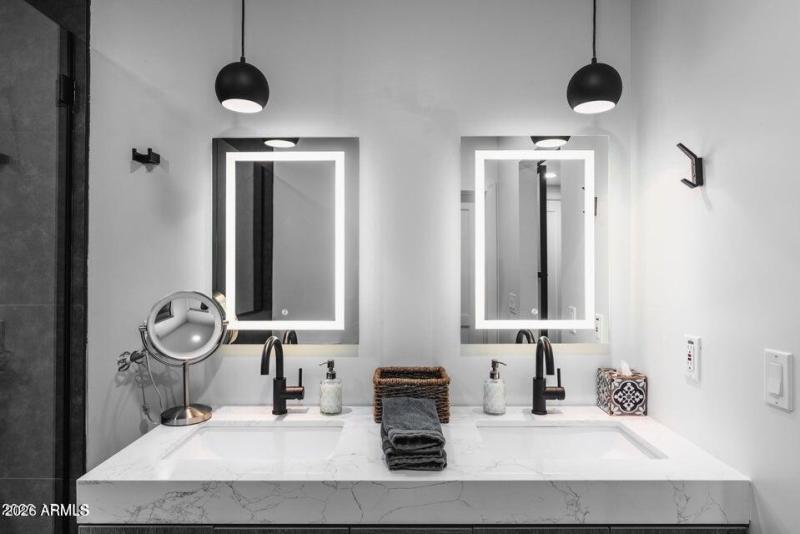 3102 N 35th St PHX AZ pic 7