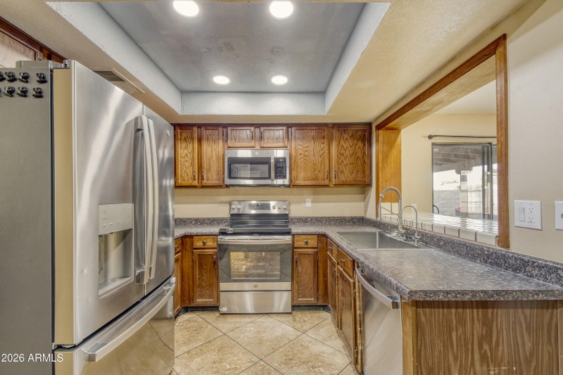 16044 N. 30th Drive - MLS Sized - 010 -