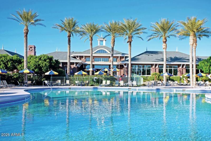 Starpointe Residence Club - Exterior Bac