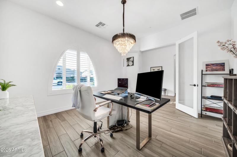 7626 W Monte Lindo-35_(2048)